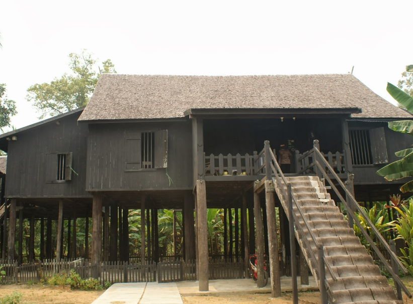 Jenis-Jenis Rumah Adat Kalimantan Tengah