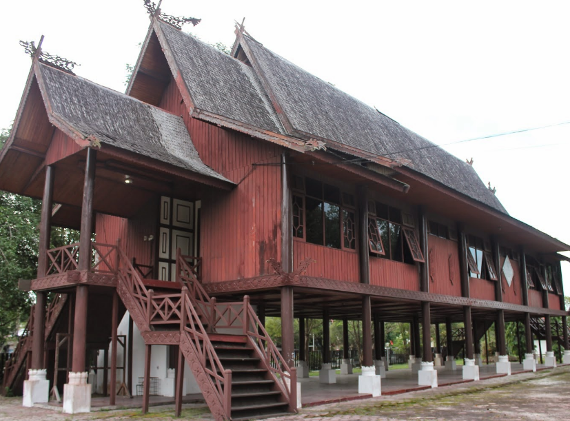 Rumah Betang Tambaba