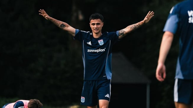 Eliano Reijnders Persib