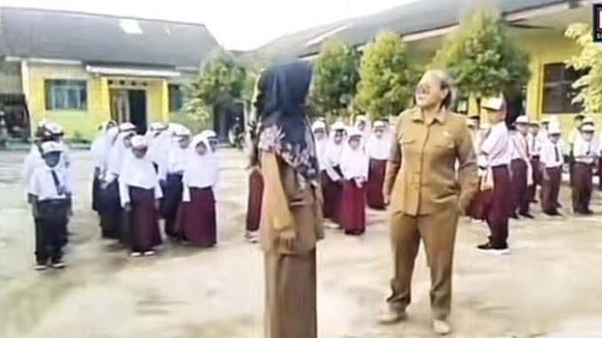 Guru Ancam Cekik Murid Saat Upacara Bendera di Lampung