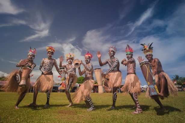 Tari Sajojo Asal Papua