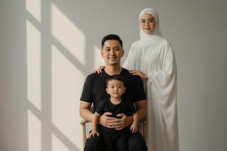 Foto Keluarga Ala Studio