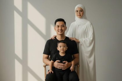 Foto Keluarga Ala Studio