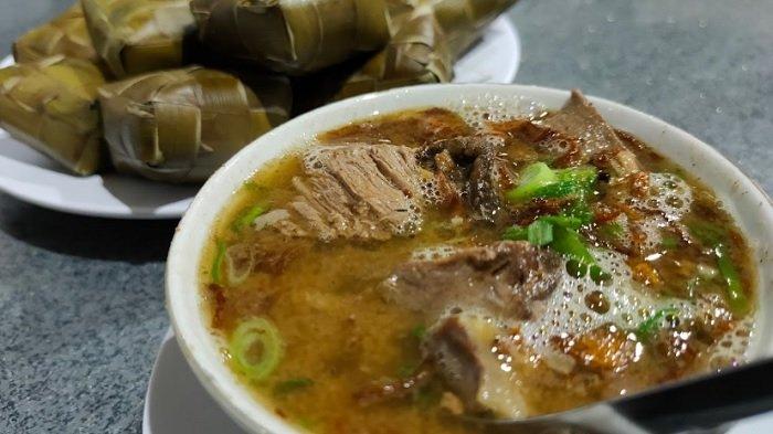 Penjual Coto Terenak di Makassar