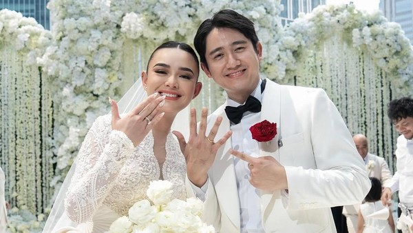 Pernikahan Amanda Manopo dan Kenny Austin