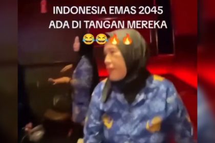 Video ASN Joget di Karaoke