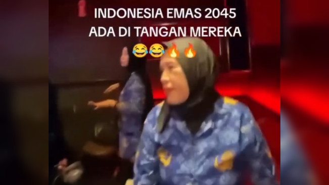 Video ASN Joget di Karaoke